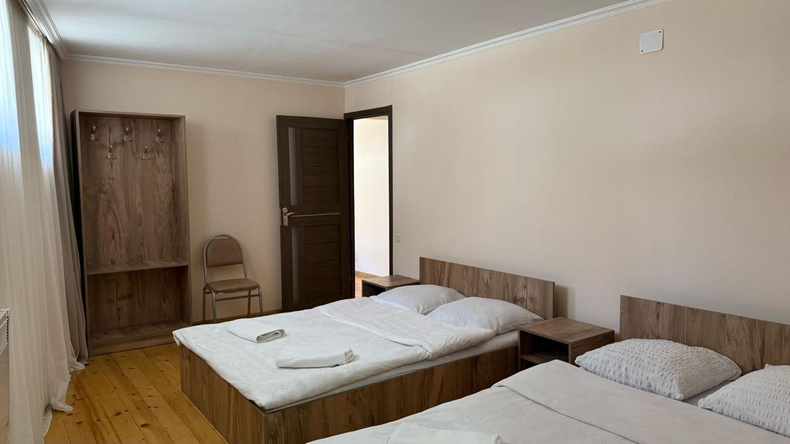 Eka'S Guest House Mestia Exterior photo