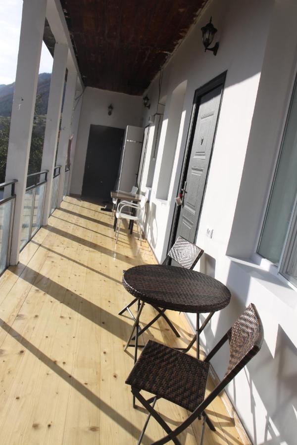 Eka'S Guest House Mestia Exterior photo