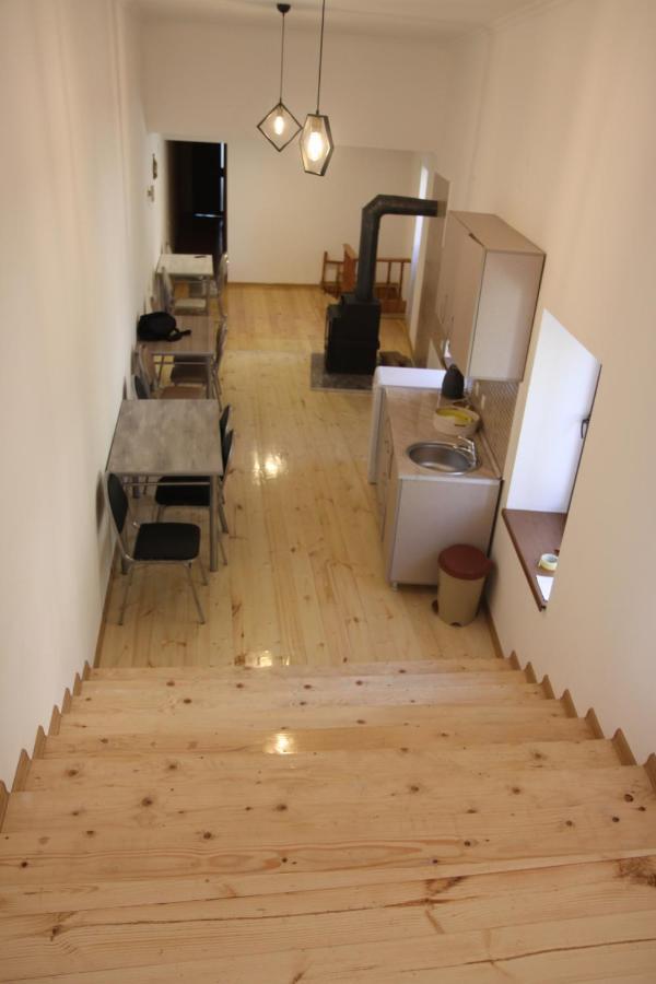 Eka'S Guest House Mestia Exterior photo