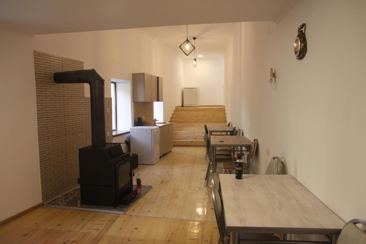 Eka'S Guest House Mestia Exterior photo